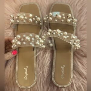 Women’s Pearl Sandals